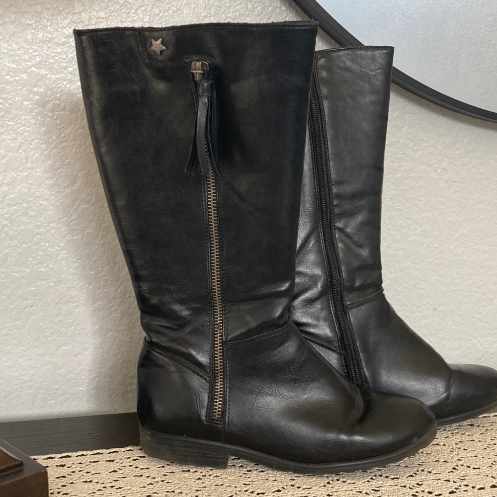 Black Leather Knee-High Boots